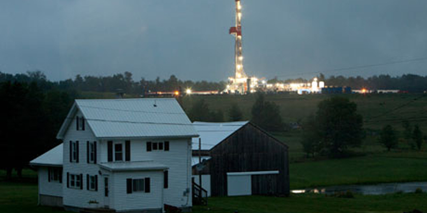 image of house near fracking site
